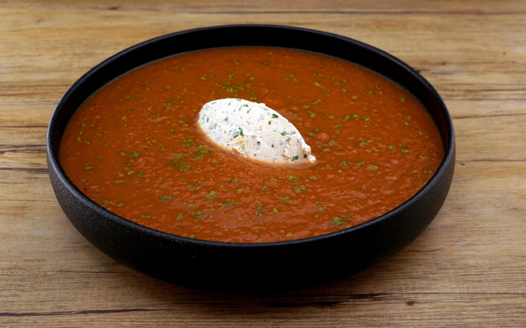 Gazpacho met tuinkruiden
