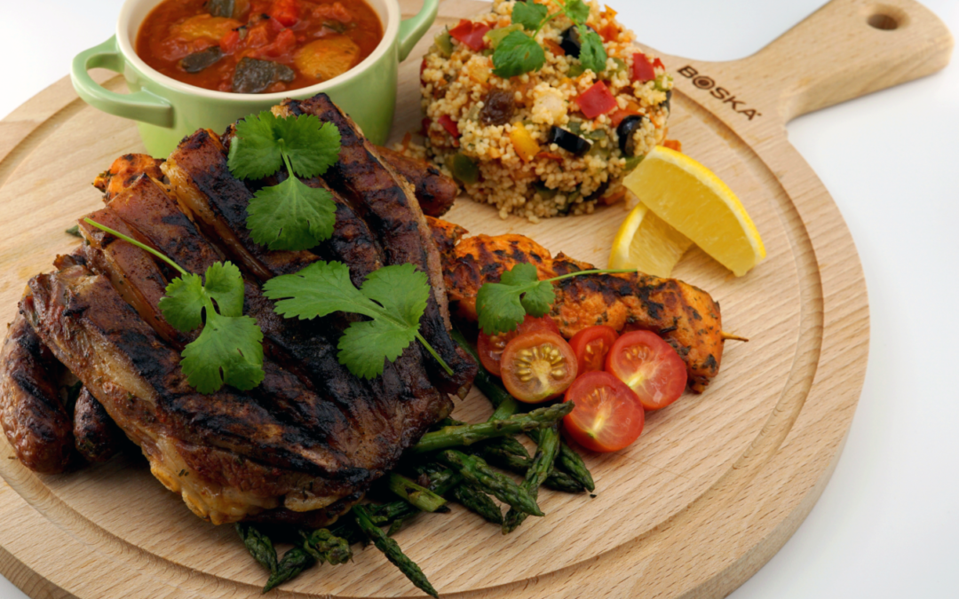 Grillade mixte avec taboulé et sauce méridionale