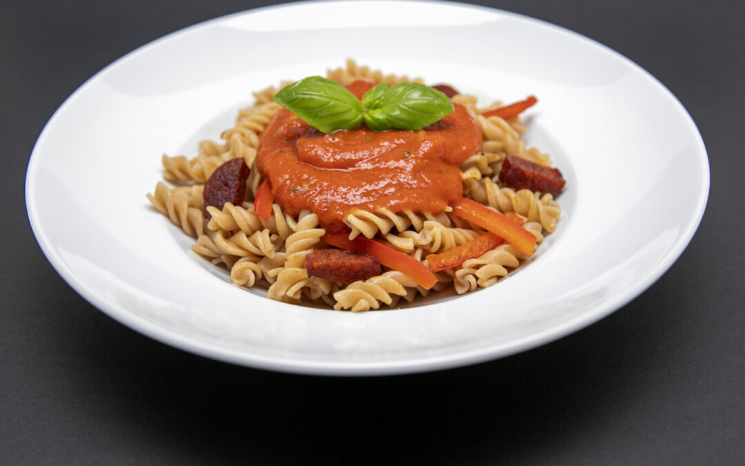 Fusilli con pimiento y chorizo