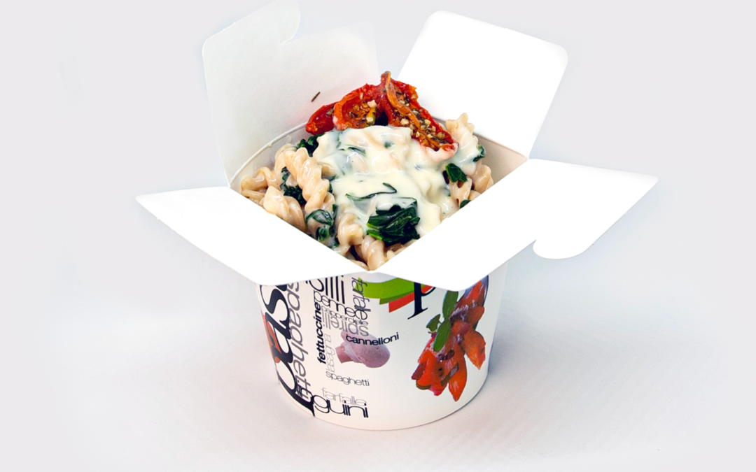Wholewheat Fusilli with cheese sauce and spinach